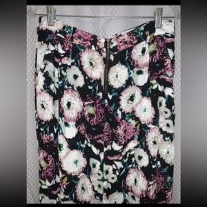 BCBG floral print dress pants size Small